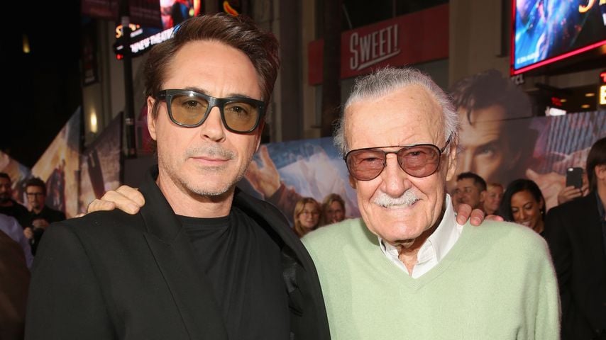 Rührende Geste: Robert Downey Jr. widmet Stan Lee (†) Award!