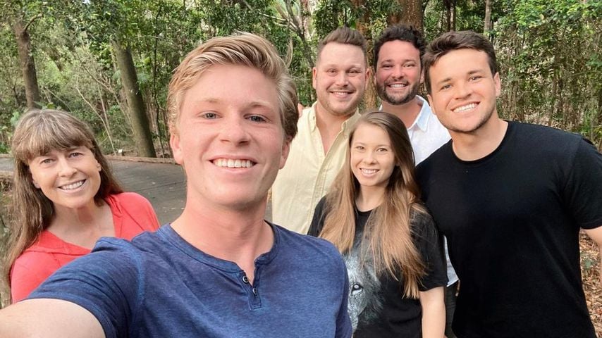 "Gute Zeiten": Robert Irwin postet Strahle-Foto mit Familie