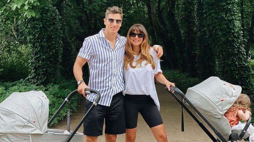 Robert Lewandowski im Partnerlook mit Anna und seinen Kids