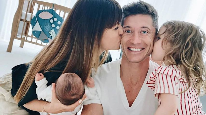 Robert Lewandowski mit seiner Familie