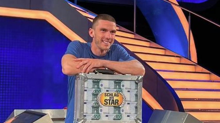 "Schlag den Star"-Robin traf mit Hammer beinahe Kameramann!