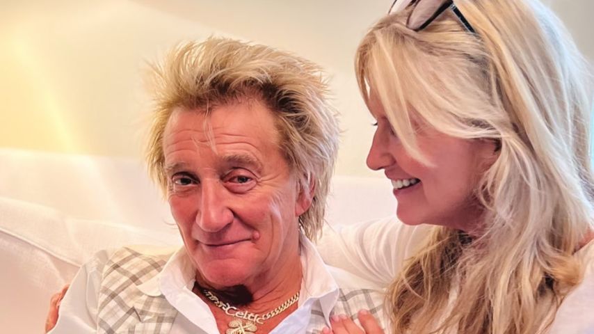 Rod Stewart und Penny Lancaster mit ihrem Enkelkind