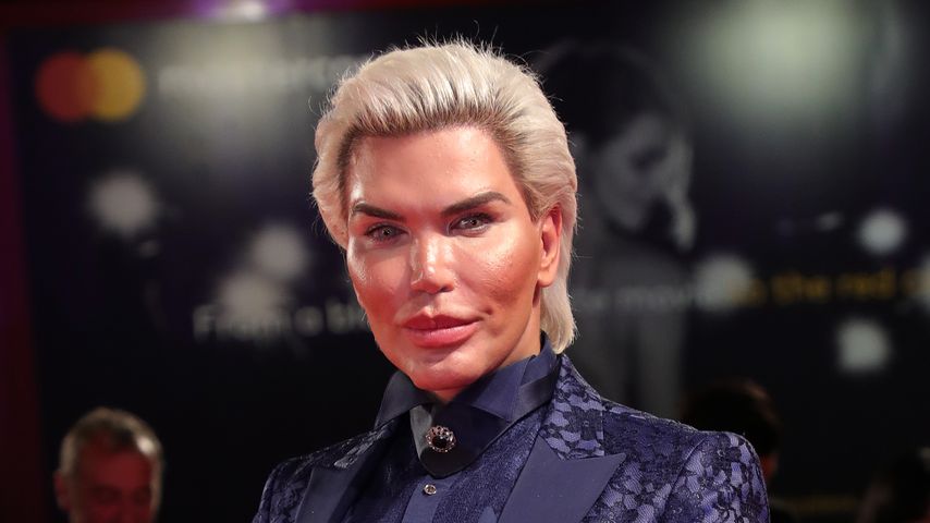 Real-Life-Ken vs Barbie: Er lästert über Puppenfrau Valeria