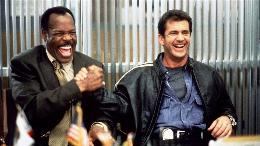 Roger Murtaugh (Danny Glover) und Martin Riggs (Mel Gibson) in einer Szene aus "Lethal Weapon 4", 1998