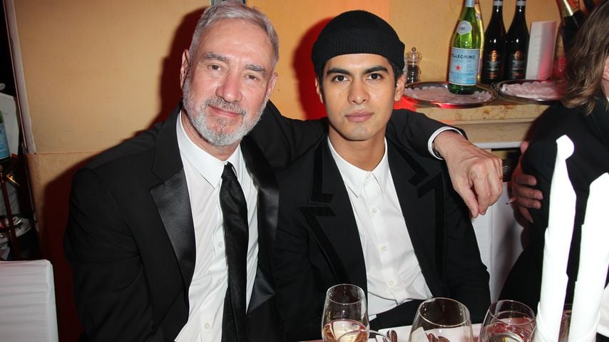 33 Jahre jüngerer Ehemann: Roland Emmerich steht dazu!