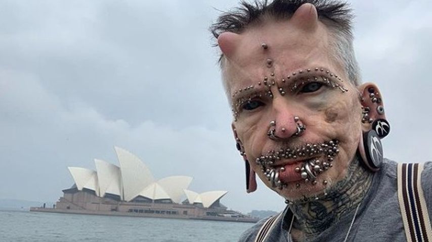 Einreiseverbot! Dieser Bling-King wurde für Teufel gehalten