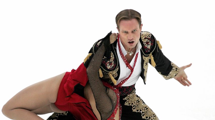 Roman Kostomarow und seine Eislaufpertnerin Tatiana Navka, 2005