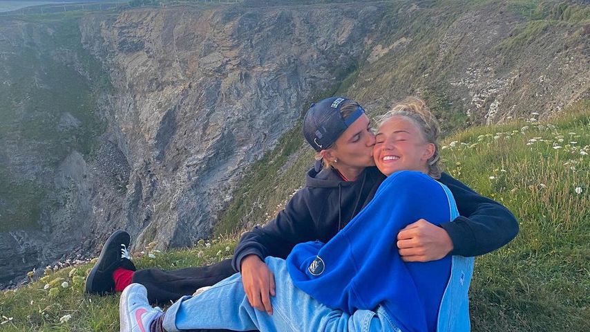 Romeo Beckham und Mia Regan, 2020
