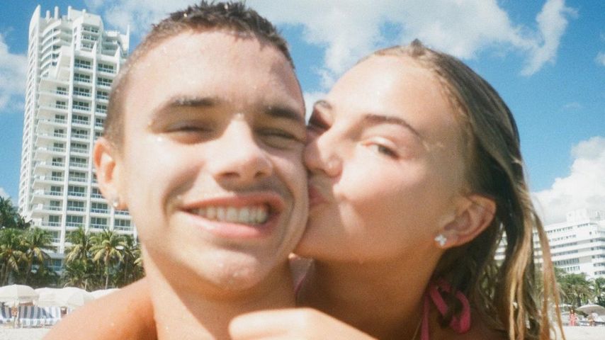 Romeo Beckham und Mia Regan im November 2021