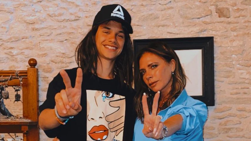Wie cool: Romeo Beckham imitiert Mama Vic mit Perücke