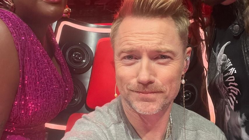 Ronan Keating (mitte) mit seinen "The Voice of Germany"-Finalisten Emely und Egon