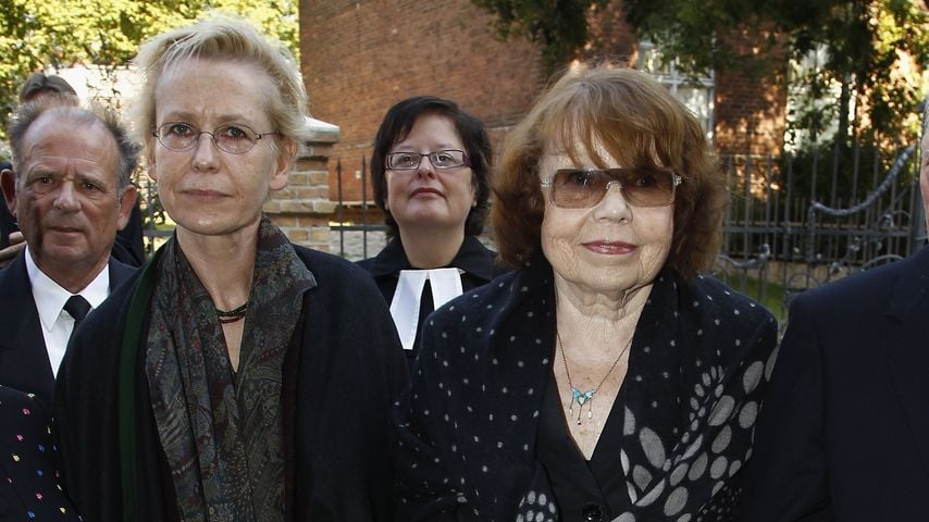 Rose-Marie von Bülow mit ihrer Tochter Susanne im Jahr 2011