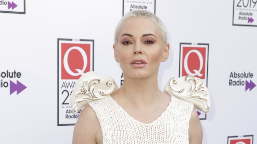 Blonder Bob: Rose McGowan endlich ohne Hut