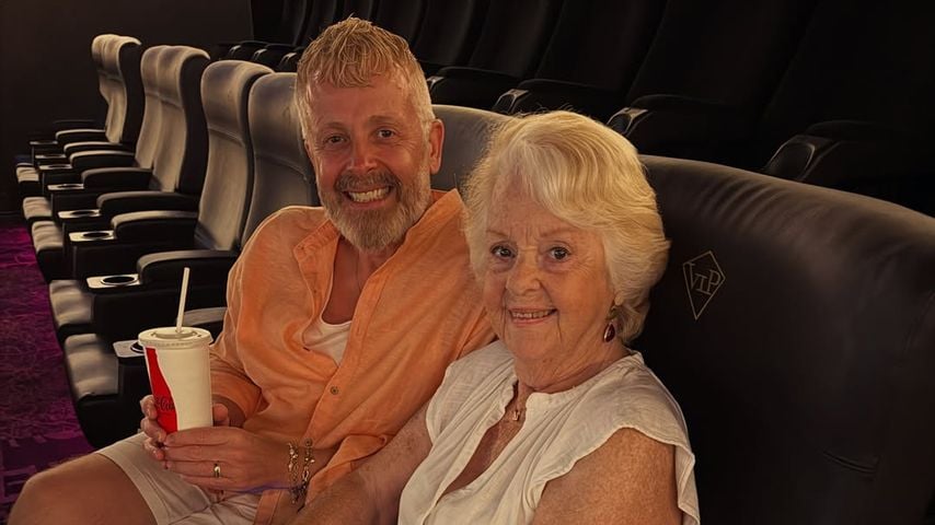 Ross Antony und seine Mutter Vivien, August 2026