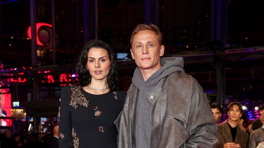 Ruby O. Fee und Matthias Schweighöfer auf dem roten Teppich der Berlinale, 2026