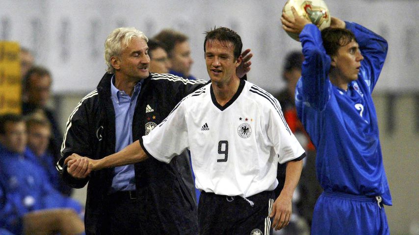 Rudi Völler und Fredi Bobic beim Match Deutschland gegen Island 2003