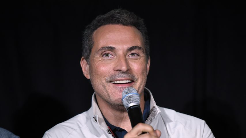 Rufus Sewell, Schauspieler