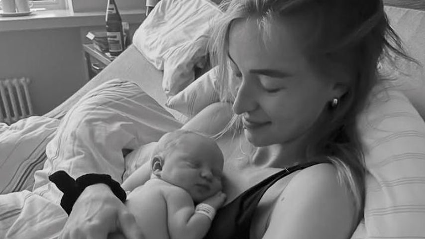 Rune Dahmkes Partnerin mit Baby, 2025