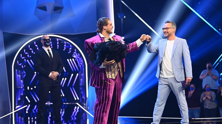 Rúrik Gíslason und Matthias Opdenhövel bei "The Masked Singer"