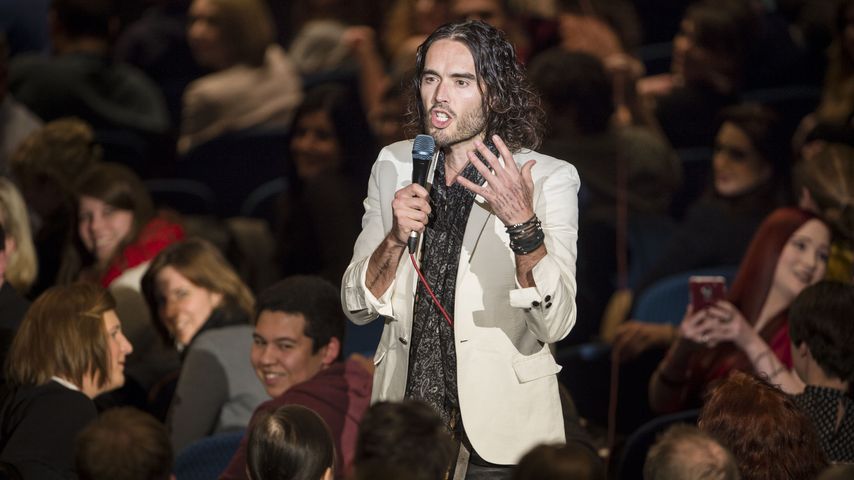 Russell Brand, Komiker