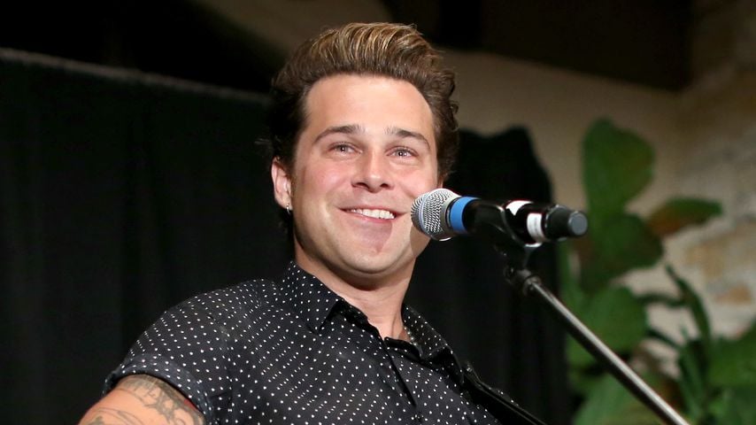 Ryan Cabrera, Sänger