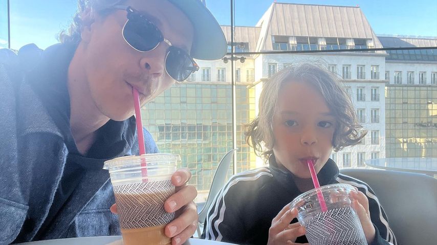 Ryan Dorsey und sein Sohn Josey im April 2022