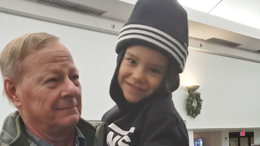 Ryan Dorseys Vater Arnold und sein Enkelsohn Josey Hollis