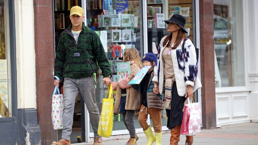 Ryan Gosling und Eva Mendes mit ihren Töchtern, März 2022