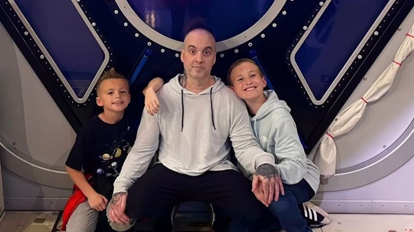 Ryan Hadley mit seinen Kindern