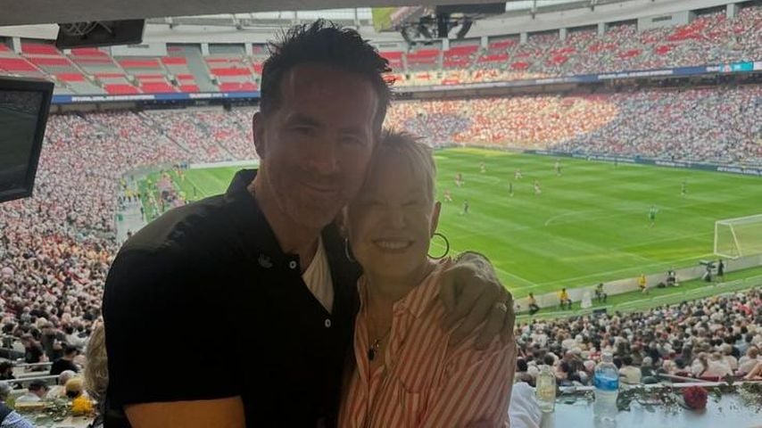 Zeit zu zweit: Ryan Reynolds teilt Bild mit seiner Mutter!