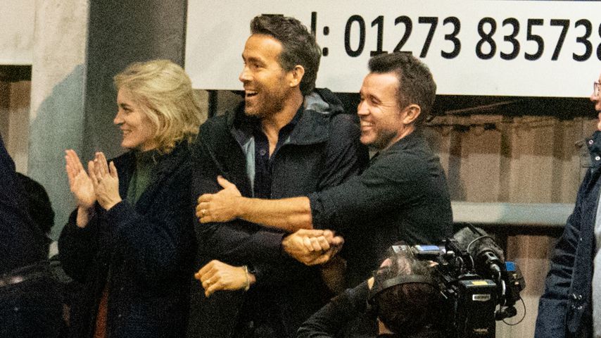 Premiere: Ryan Reynolds im Stadion seines eigenen Vereins