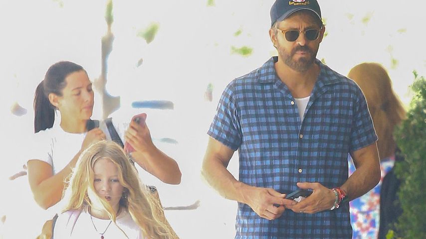 Schauspieler Ryan Reynolds und seine Tochter James in New York 2022