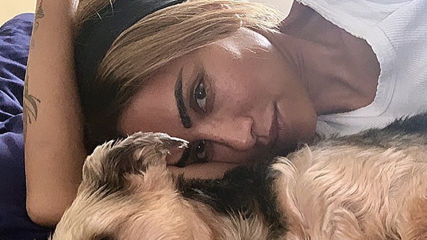 Sabrina Setlur mit ihrem Hund