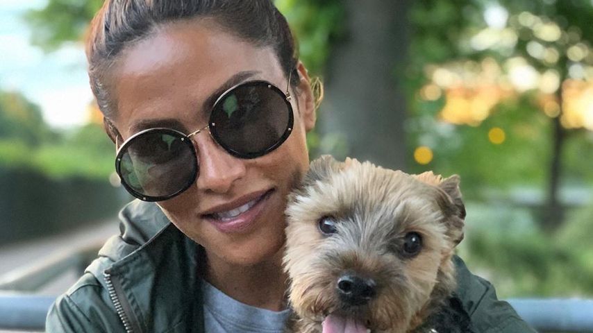 Sabrina Setlur mit ihrem Hund