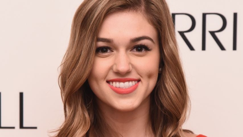 Sadie Robertson backstage bei der Sherri Hill Spring 2016 Show während der New York Fashion Week im Plaza Hotel