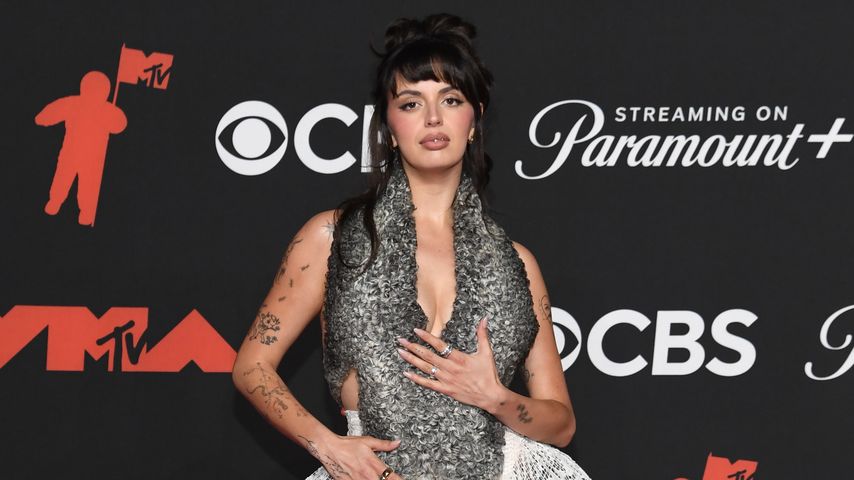 Rebecca Black besucht die MTV Video Music Awards Anfang September 2025 in New York.