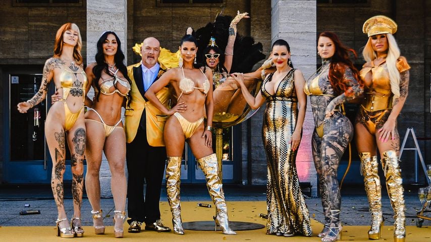 Sallydinosaur, Nadine Kerastas, Micaela Schäfer, Djamila Rowe, Inked Lorena und Calea Toxic
