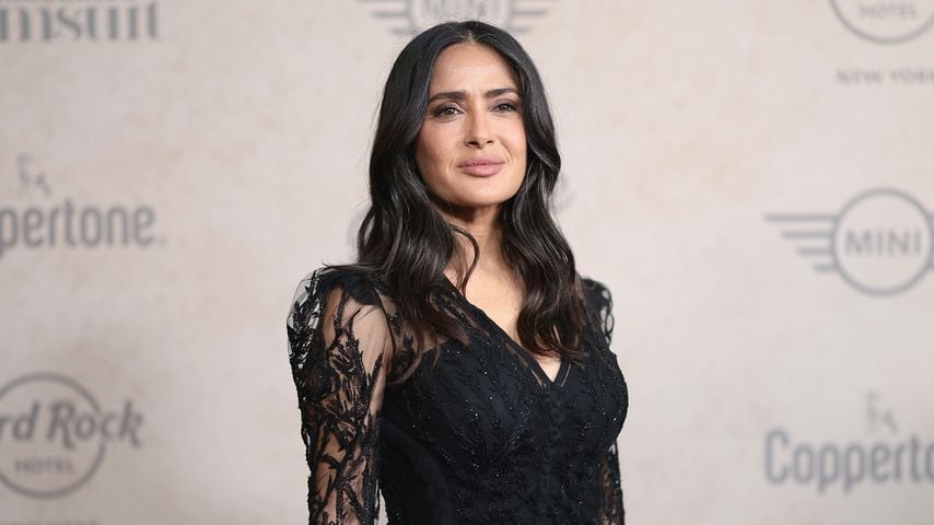 Salma Hayek (58) begeistert bei Covershoot im sexy Bikini