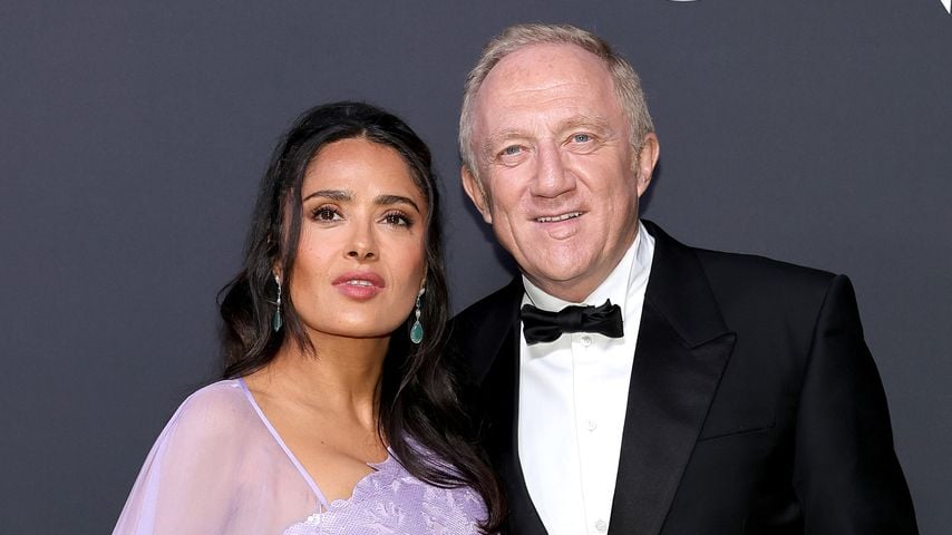 "König": So süß gratuliert Salma Hayek ihrem Francois-Henri!