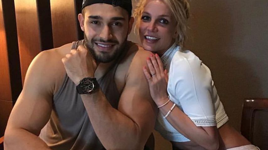 "Extravagant": Sam spricht über Verlobung mit Britney Spears
