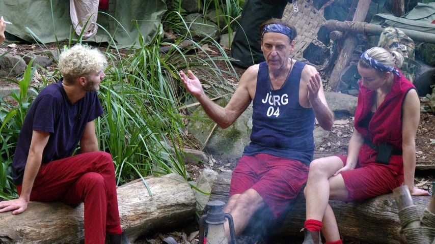 Die Dschungelcamp-Kandidaten Sam Dylan, Jörg Dahlmann und Anna-Carina Woitschack