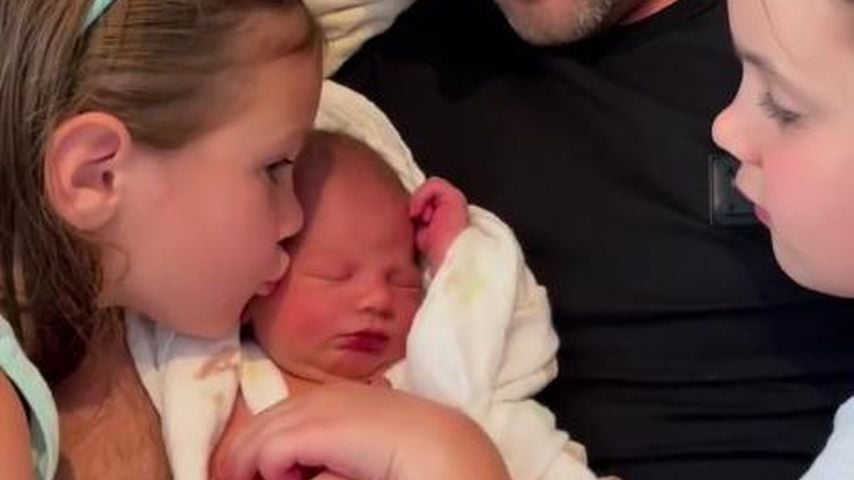 Sam Faiers' Mann und ihre drei Kinder im Mai 2022