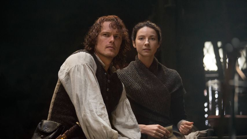 Sam Heughan und Caitriona Balfe als Jamie Fraser und Claire in "Outlander"