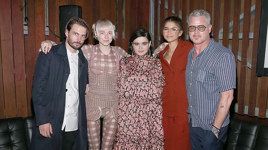 Sam Levinson, Hunter Schafer, Barbie Ferreira, Zendaya und Eric Dane auf einem HBO-Event