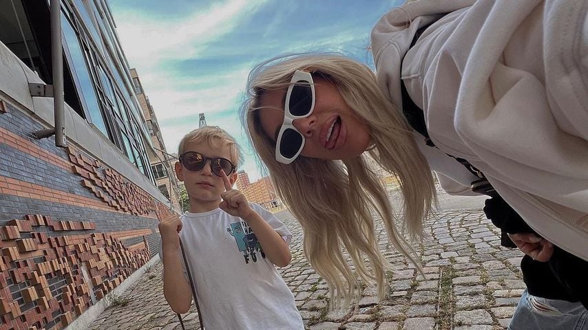 Samantha Abdul (r.) mit ihrem Sohn