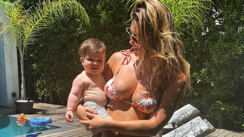 Samantha Hoopes mit ihrem Sohn George im Mai 2020