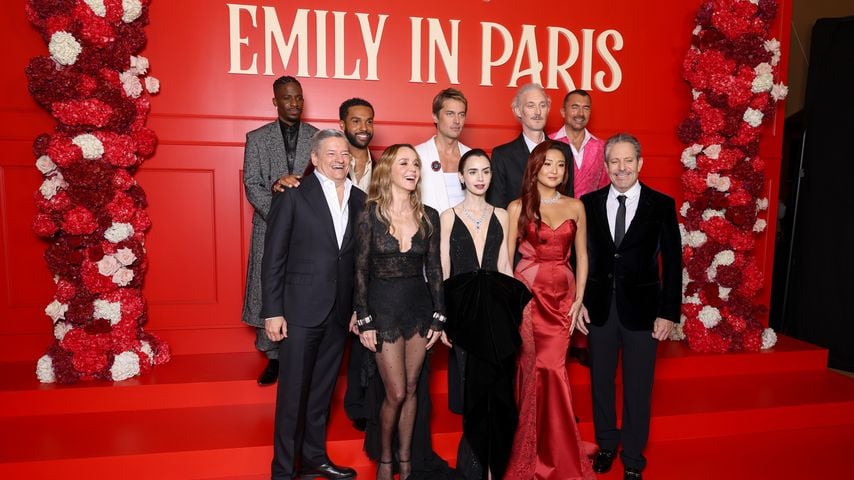 Netflix-CEO macht Hoffnung auf "Emily in Paris"-Staffel 6