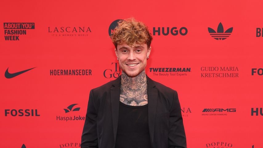 Samuel Dohmen leistet sich Show-Panne bei SixxPaxx-Auftritt