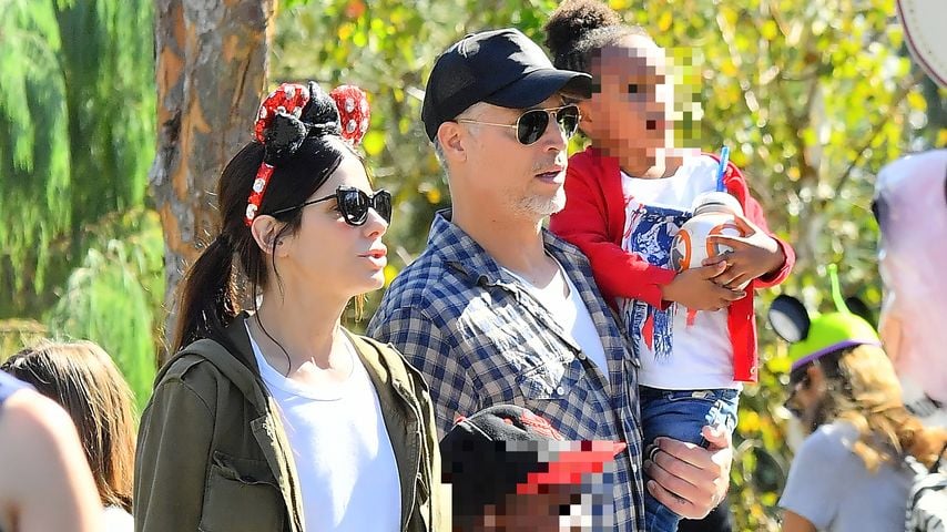 Sandra Bullock und Bryan Randall und ihre Kinder