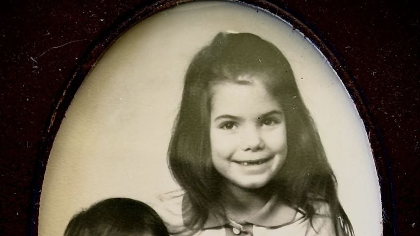 Sandra Bullocks Schwester teilt seltenes Kinderfoto des Stars zu ihrem Geburtstag